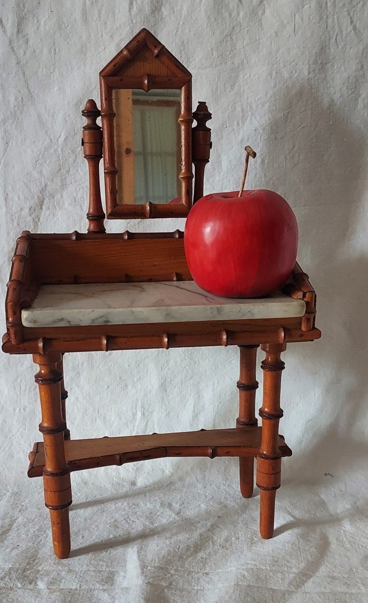 Coiffeuse Table De Toilette De Poupée En Merisier Tourné Façon Bambou Vers 1900