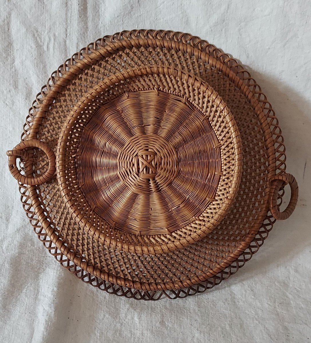 Basket Cup In Wicker Basketwork On Piedouce From The 19th Century -photo-3