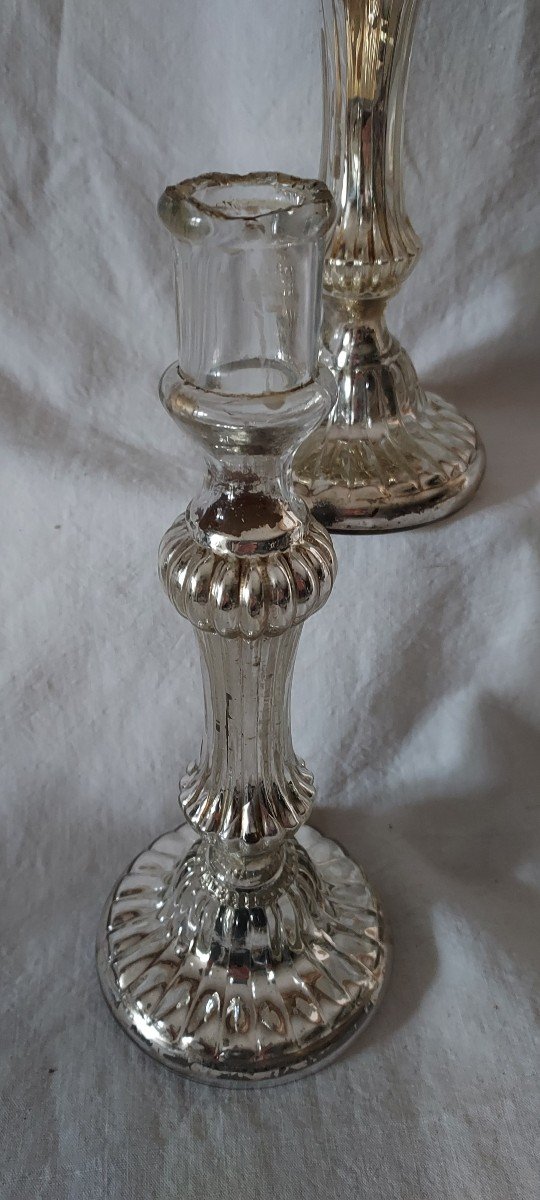 Pair Of églomisé Glass Candlesticks With Godronné Decor From The 19th Century -photo-4