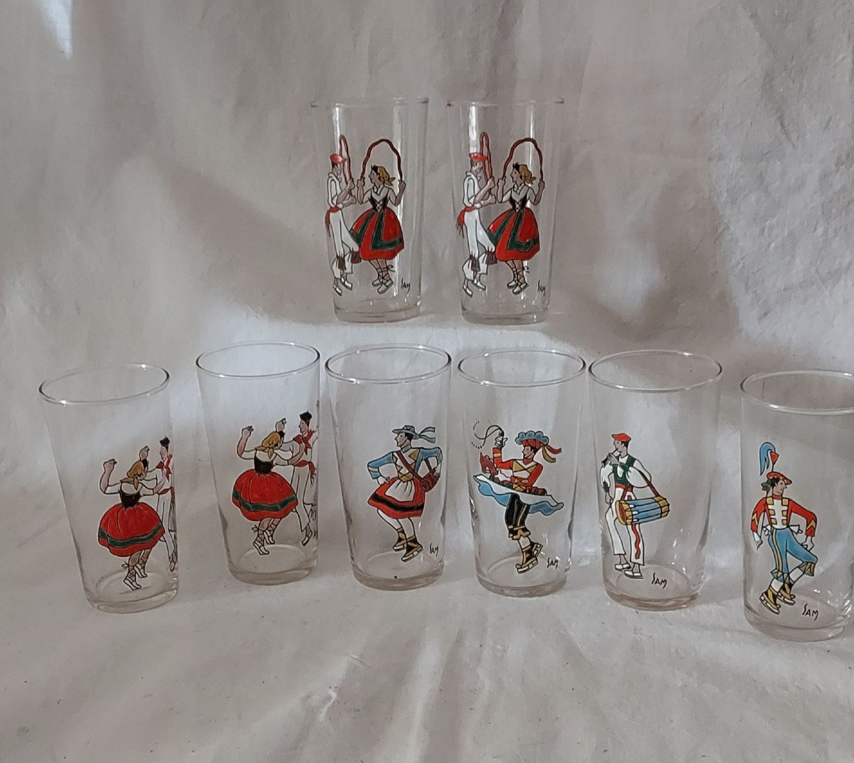 Series Of 8 Enameled Goblet Glasses With Traditional Basque Characters Signed Sam-photo-2