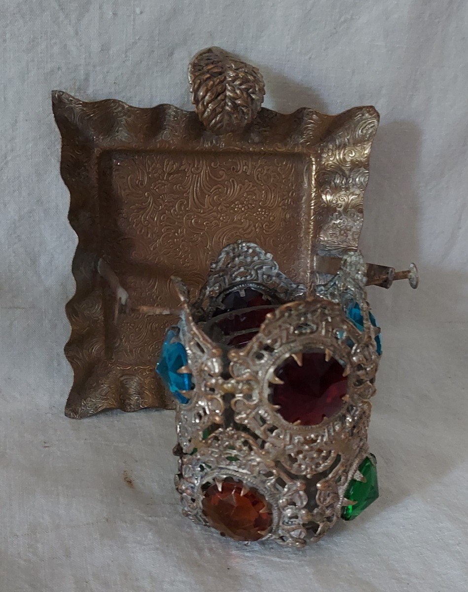 Bedside Night Light In Metal “lace” With Colored Glass Cabochons Fixed On A Tray -photo-2