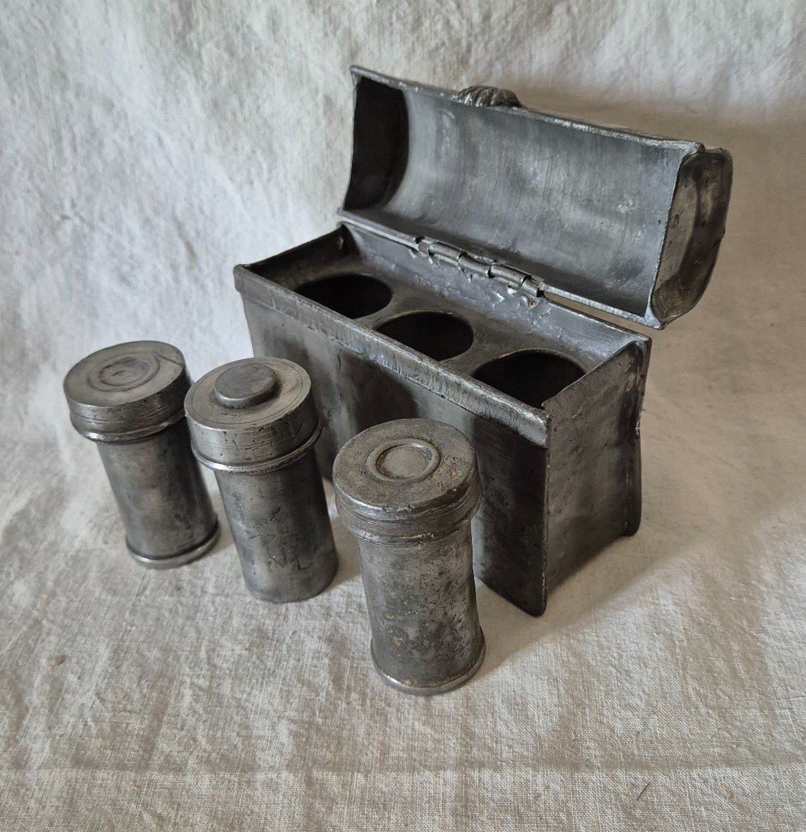 18th Century Pewter Box Of Holy Oils Of The Sacraments Of The Catholic Liturgy 