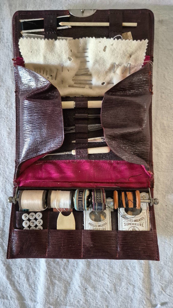 Bordeaux Leather Travel Sewing Kit -photo-3