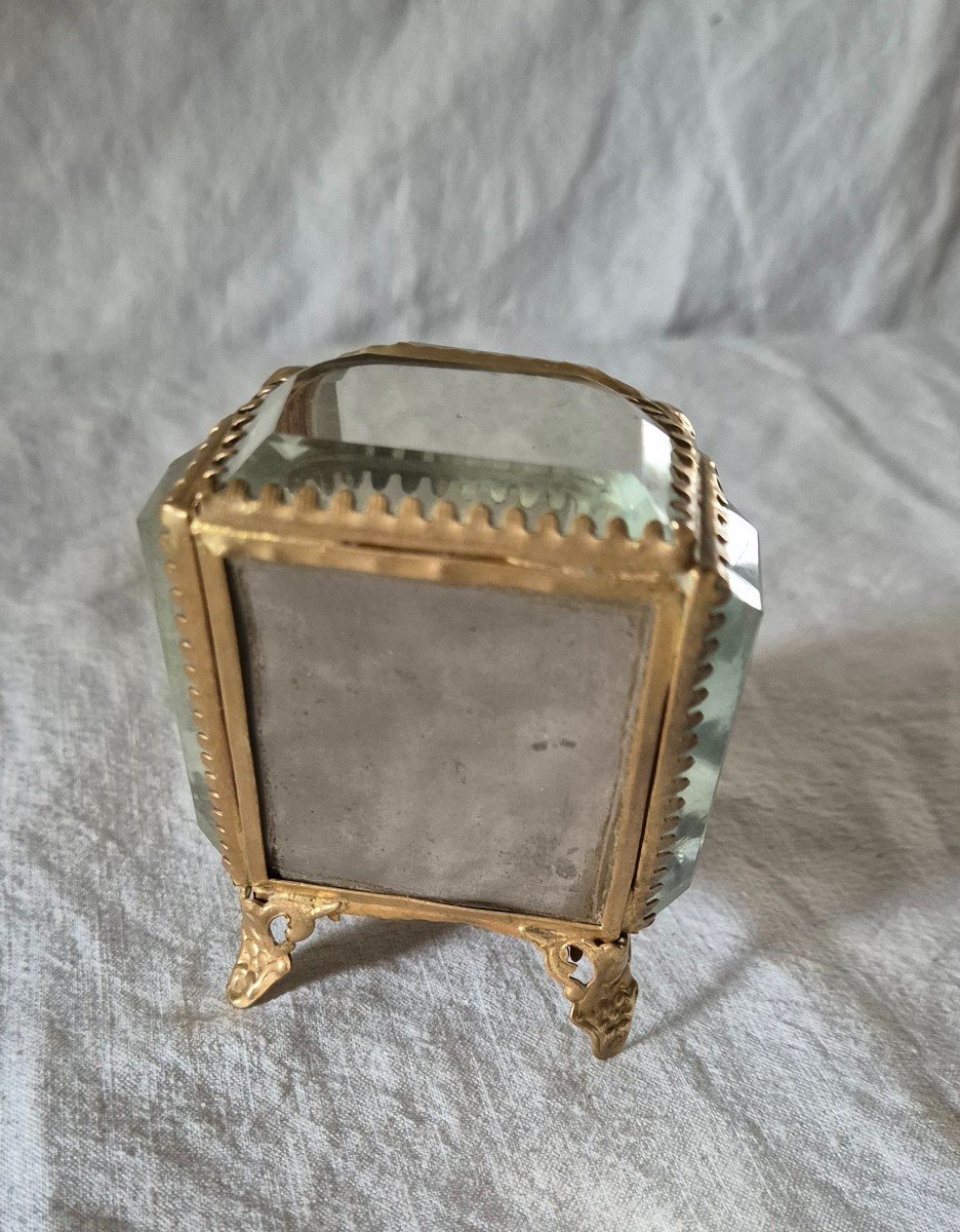 Bronze And Chamfered Glass Reliquary Or Pocket Watch Presentation Box -photo-3