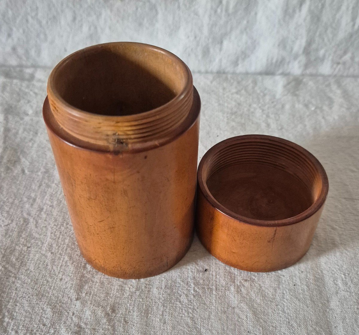 Set Of Three Tall Cylindrical Boxes In Turned And Threaded Boxwood-photo-3