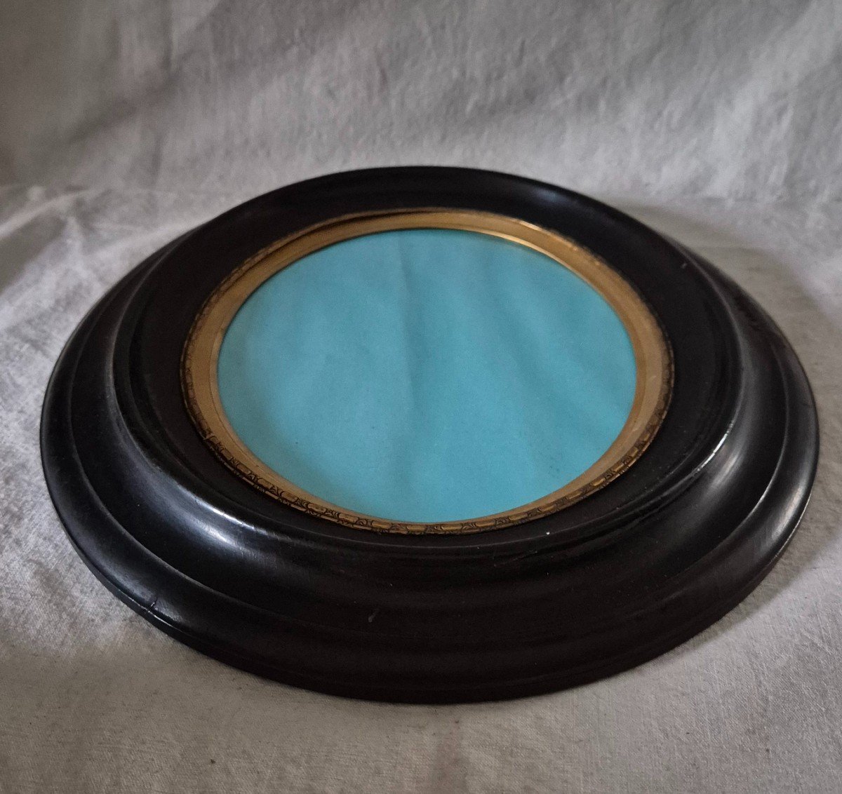 Large Oval Napoleon III Frame In Blackened Wood With Worked Pomponne Hooping -photo-3