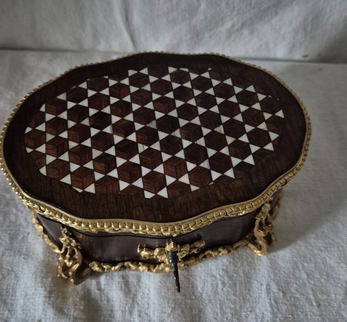 Napoleon III Rosewood Box, Ivory Marquetry And Gilt Bronze -photo-2