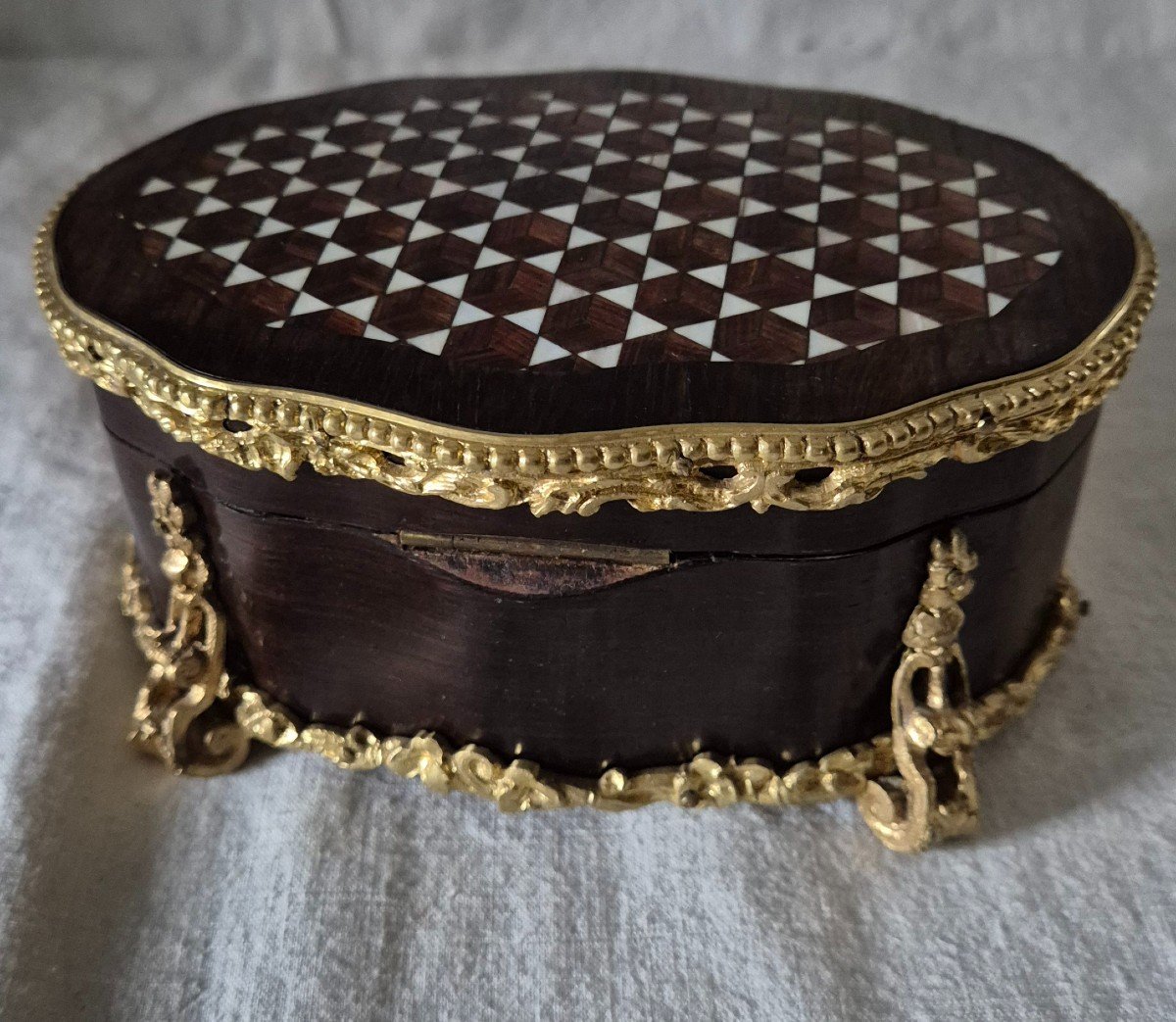 Napoleon III Rosewood Box, Ivory Marquetry And Gilt Bronze -photo-4