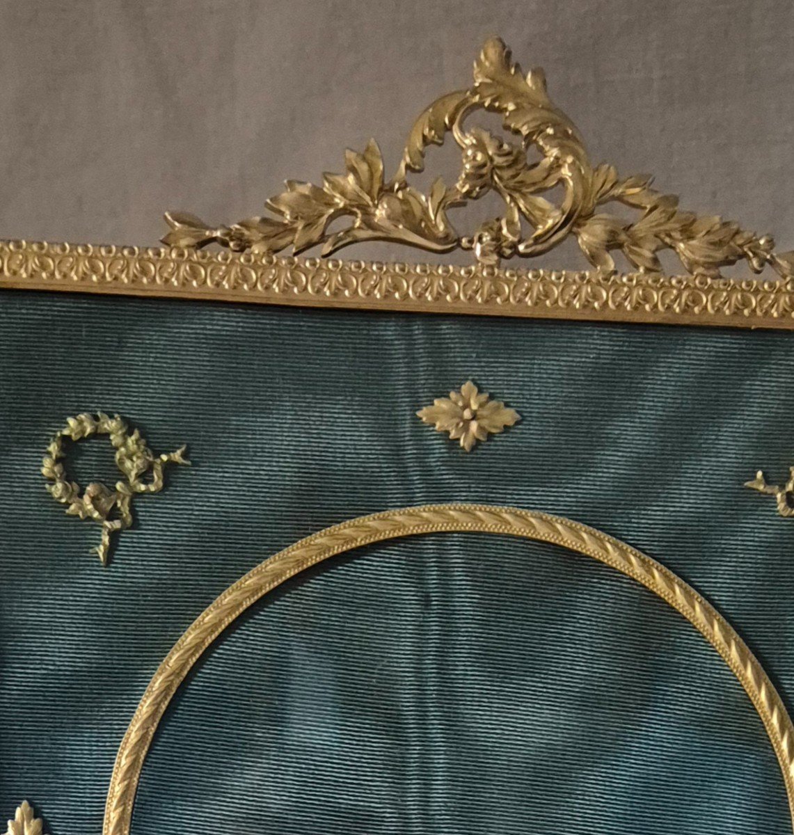 Second Empire Gilded Bronze Photo Frame With Applications On Marie-louise In Blue-green Moire -photo-3