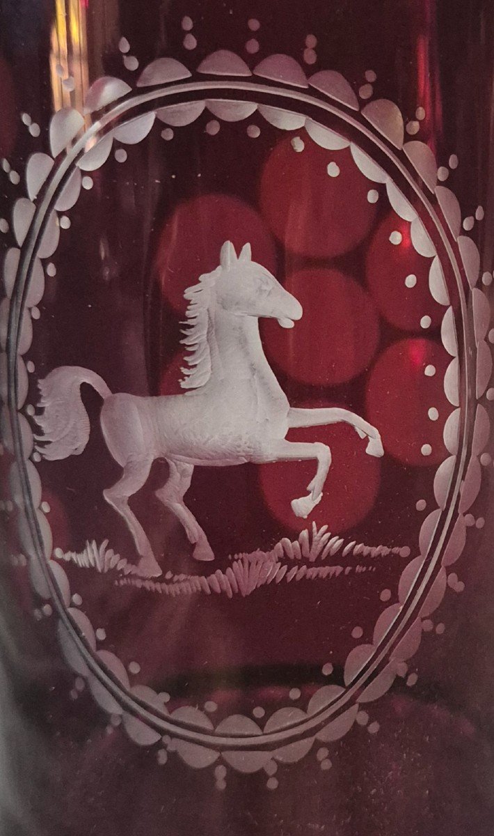 Chope à Bière Cheval En Cristal De Bohème Clair Et Rouge -photo-2