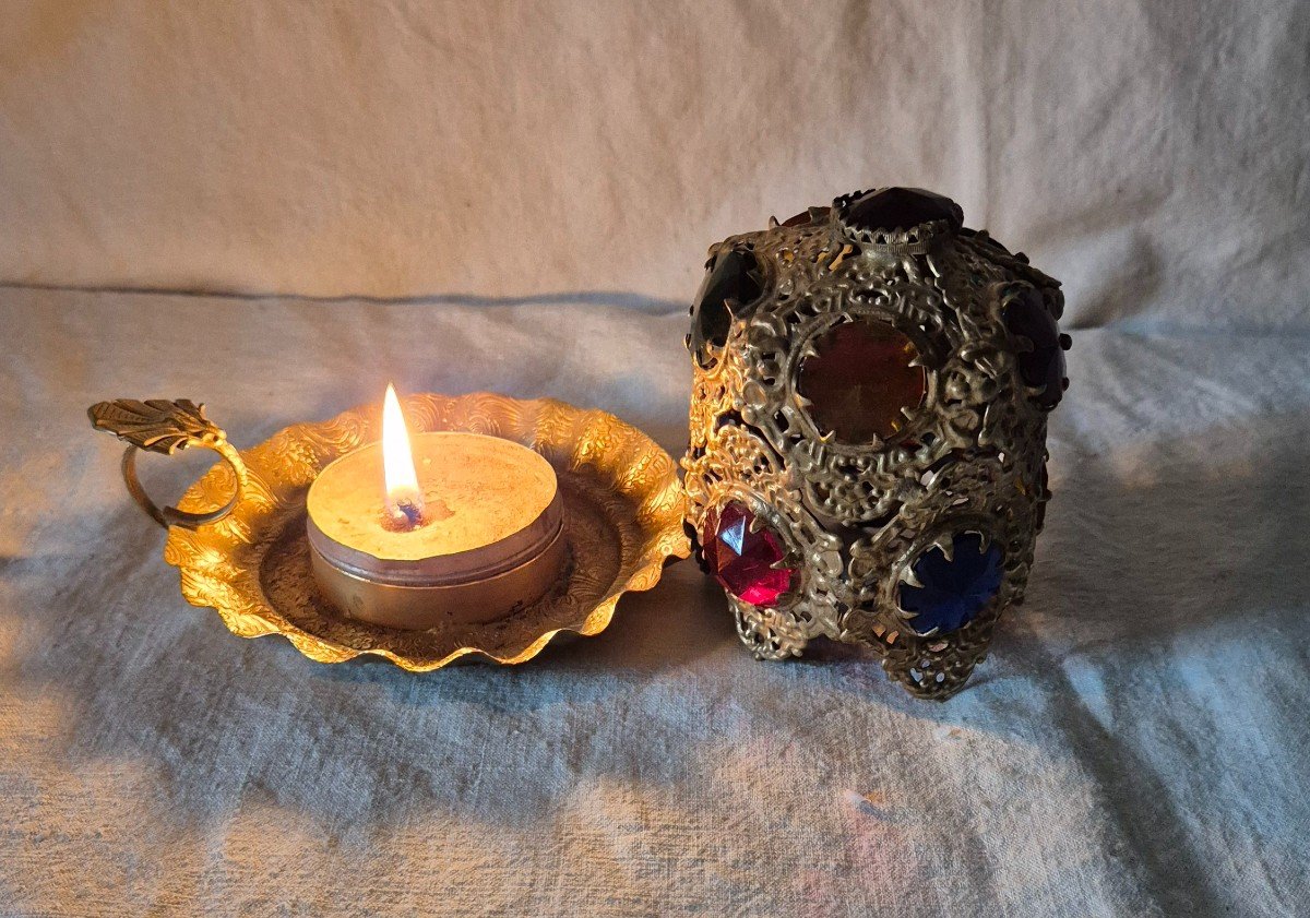 Hand-held Candle Night Light In Gold Pompom And Colored Stones -photo-3