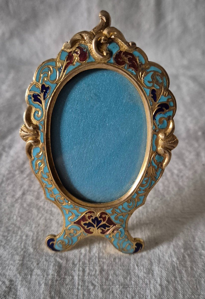 Petit Cadre Photo Ovale En Bronze Doré émaillé Cloisonné  Style Louis XV d'époque Napoléon III 