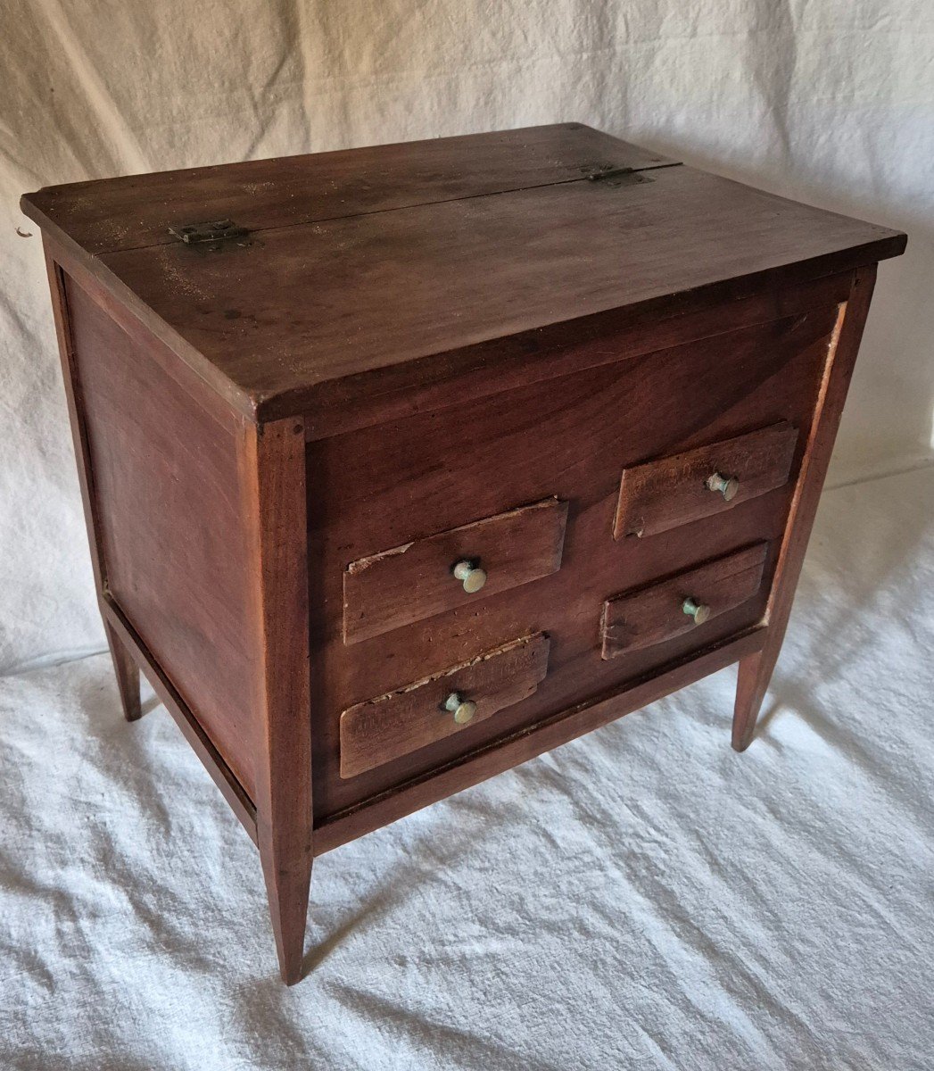 Layette Chest Of Drawers With Four Drawers And Walnut Lid-photo-1