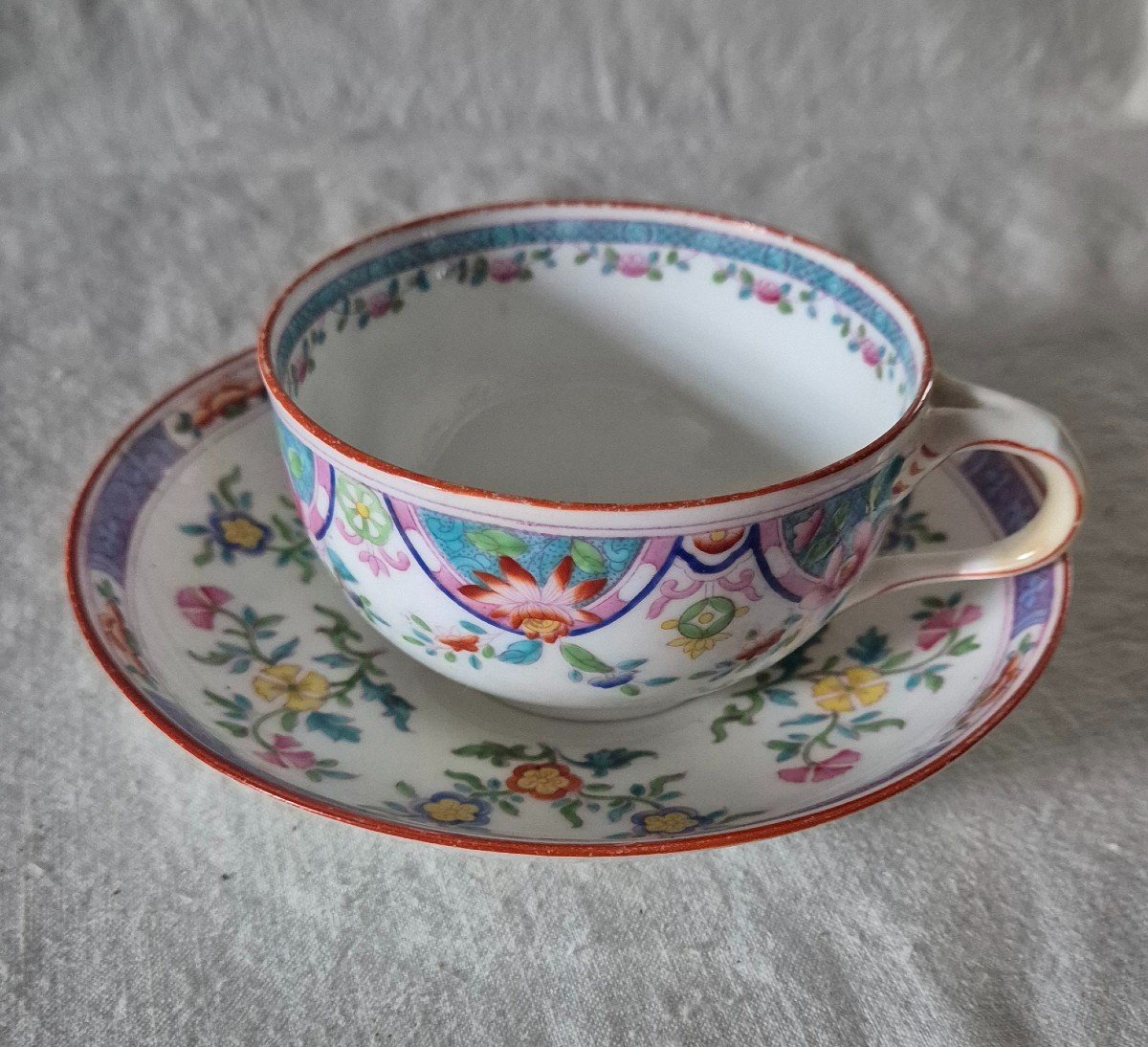 Fine Bone China Teacup By Minton Of Staffordshire, England 