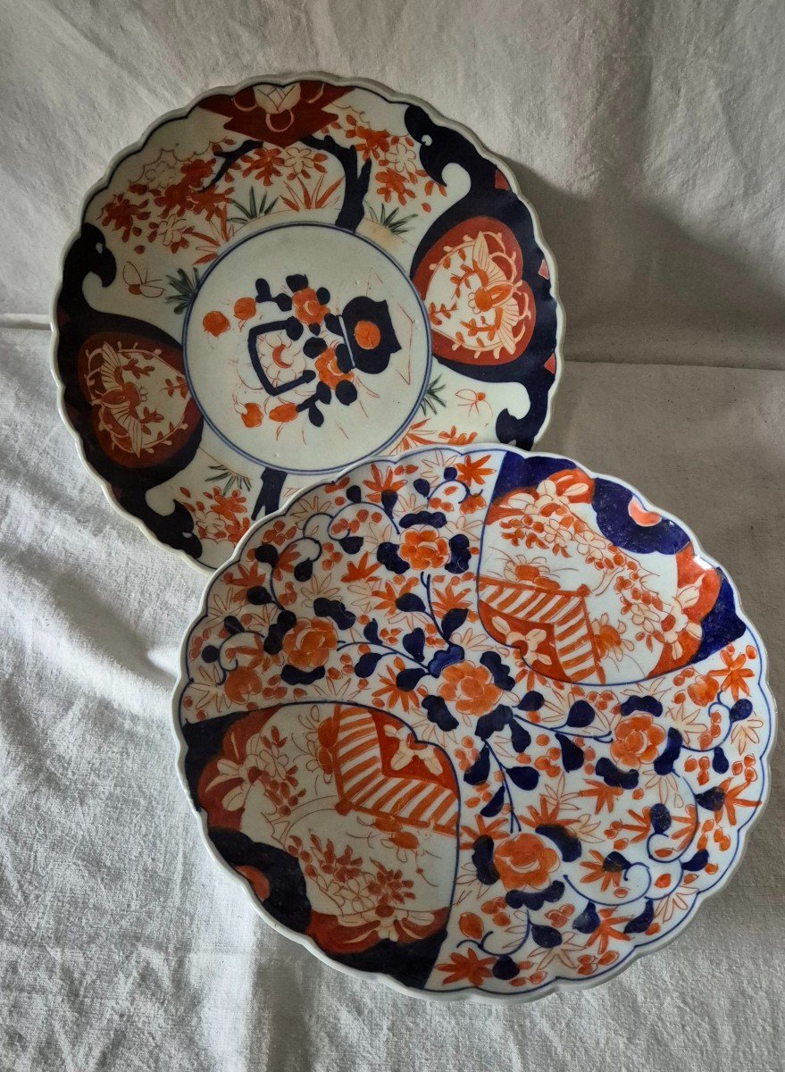 Lot De 10 Assiettes Et 2 Plats De Service Porcelaine Japonaise Imari -photo-6