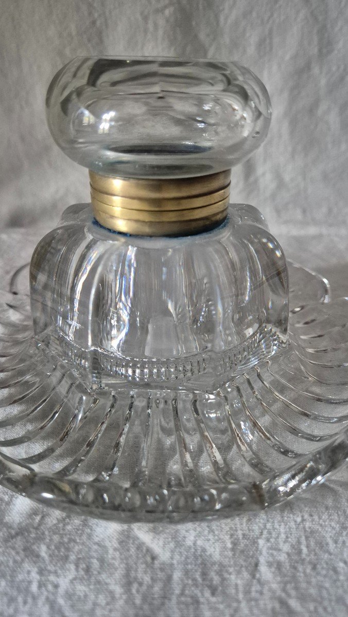 Baccarat Cut Clear Crystal Inkwell Round With Raised Rim Scalloped Shape -photo-2