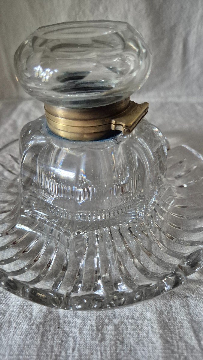 Baccarat Cut Clear Crystal Inkwell Round With Raised Rim Scalloped Shape -photo-4