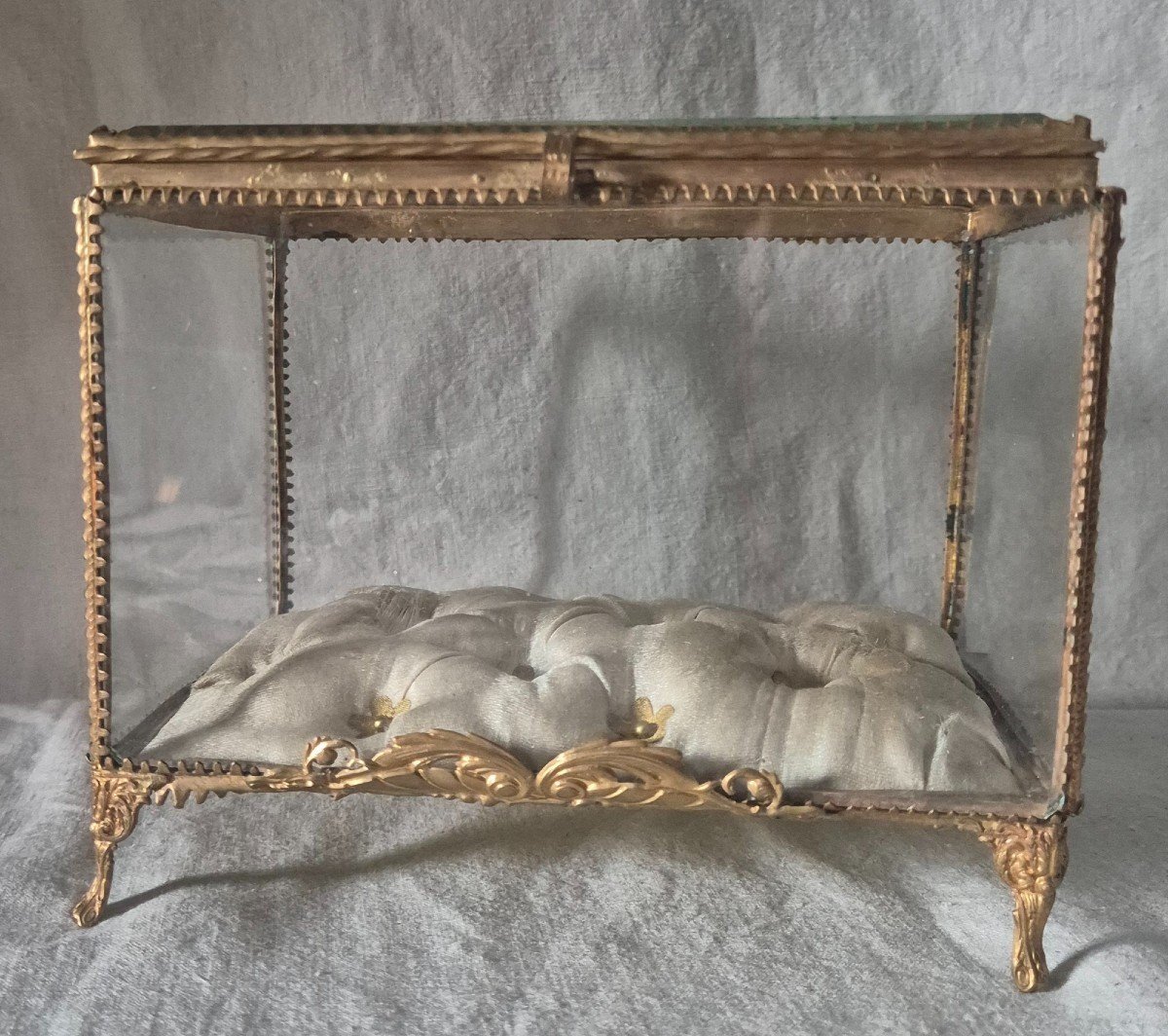 Large Jewelry Box In Gilded Bronze Pomponne And Glass Second Empire 