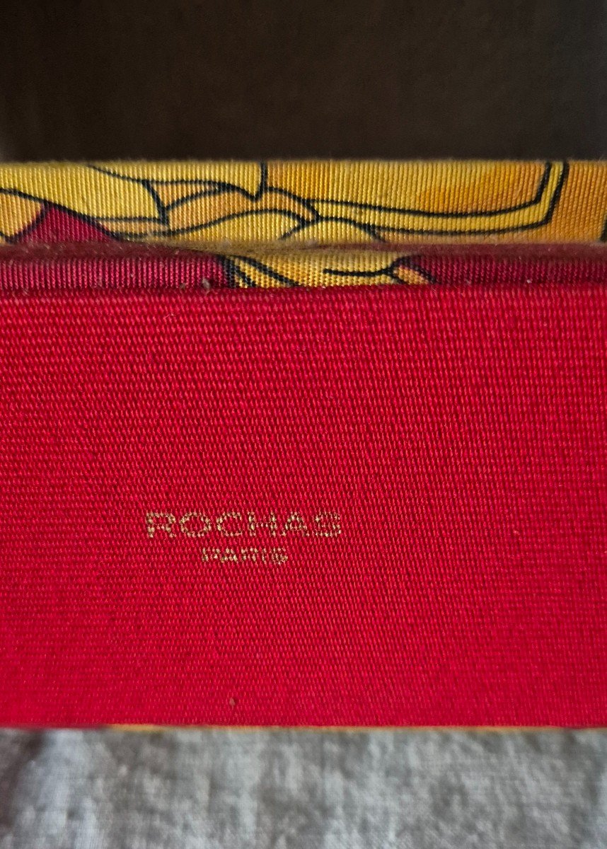 Cadre Carré En Tissu Rouge Et "or" Signé Rochas Années 1990-photo-2