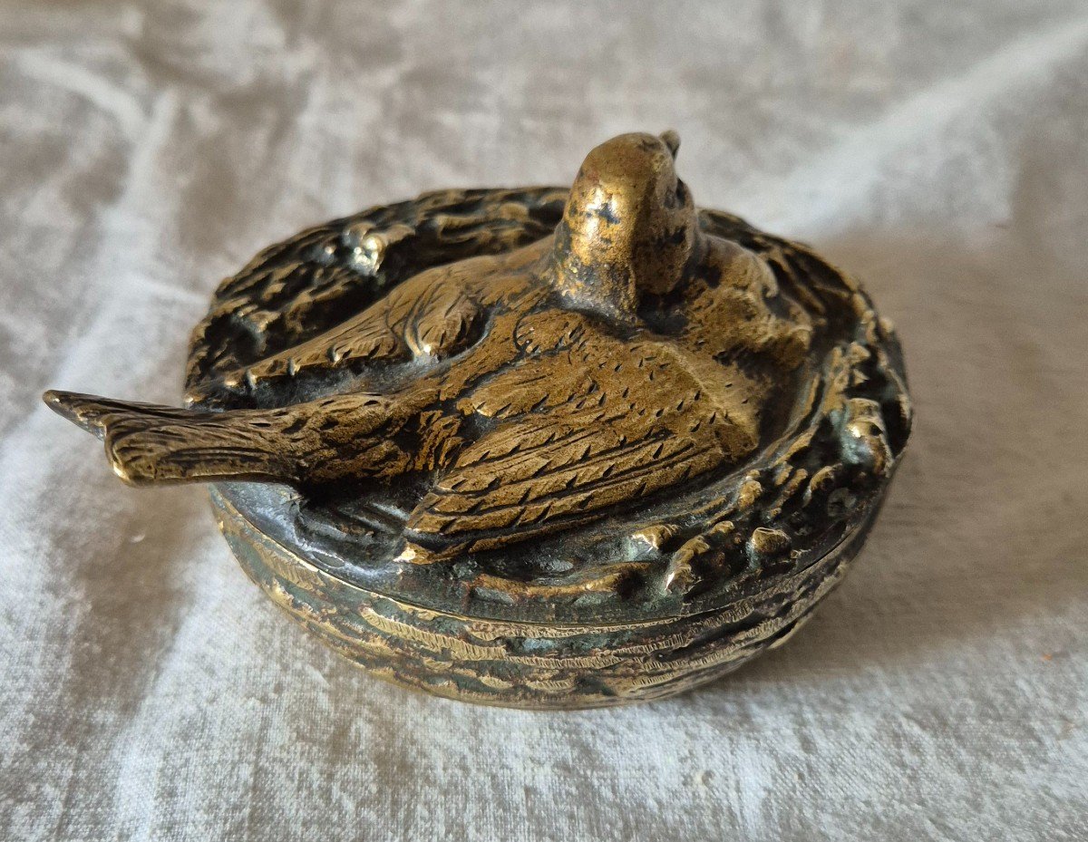 Bird On Its Nest Forming A Box Gilded Bronze -photo-3