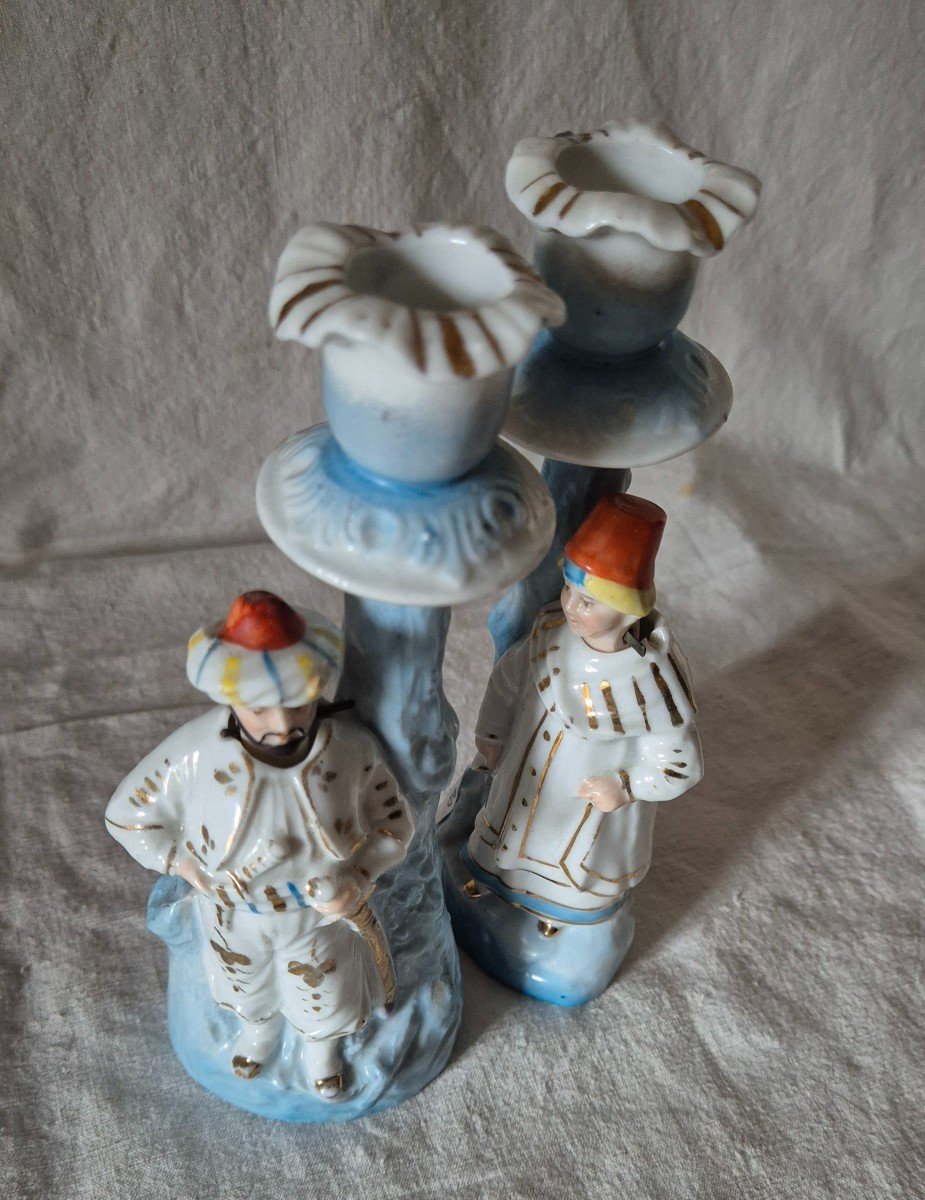 Pair Of Orientalist Paris Porcelain Candlesticks With Bousculant Heads -photo-5