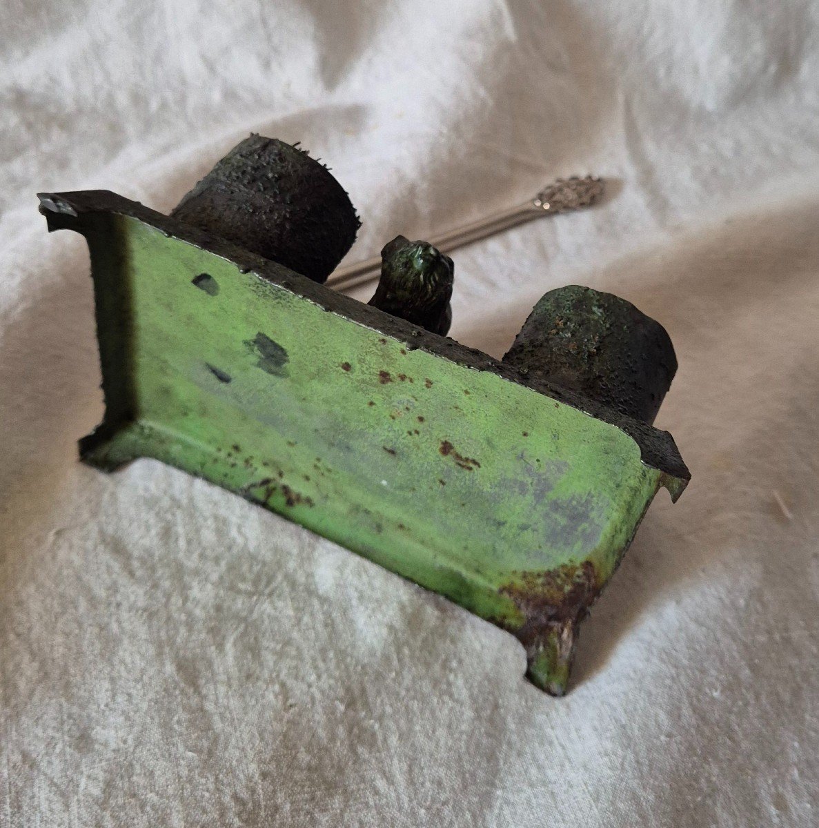 Cat Inkwell With Its Painted Metal Pen Wiper -photo-4