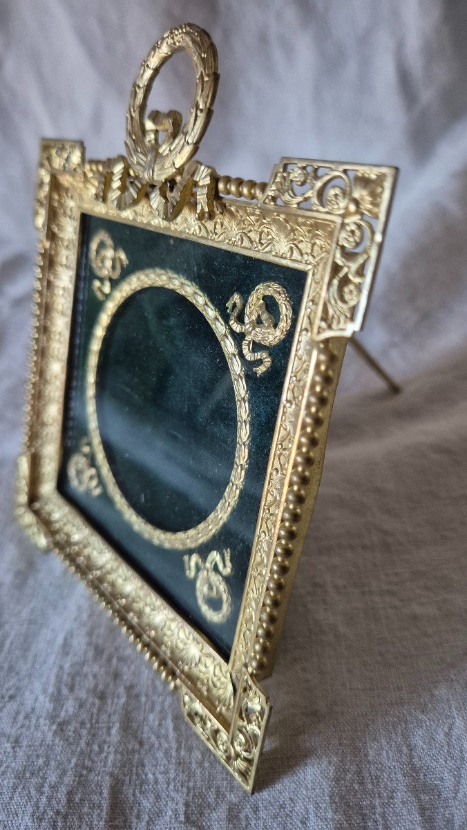 Square Photo Frame Round View Gilded Bronze Marie-louise With Empire Green Background With Applications-photo-3