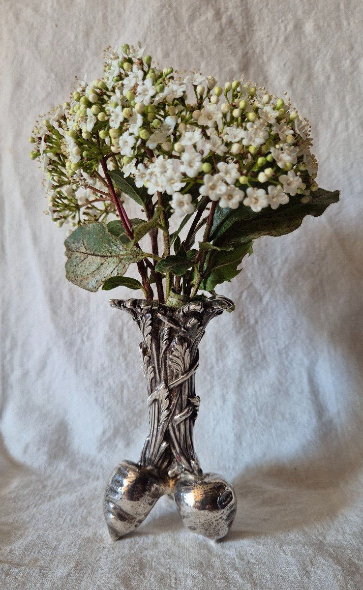 Emblématique Vase De Christofle Botte De Carottes En Métal Argenté 