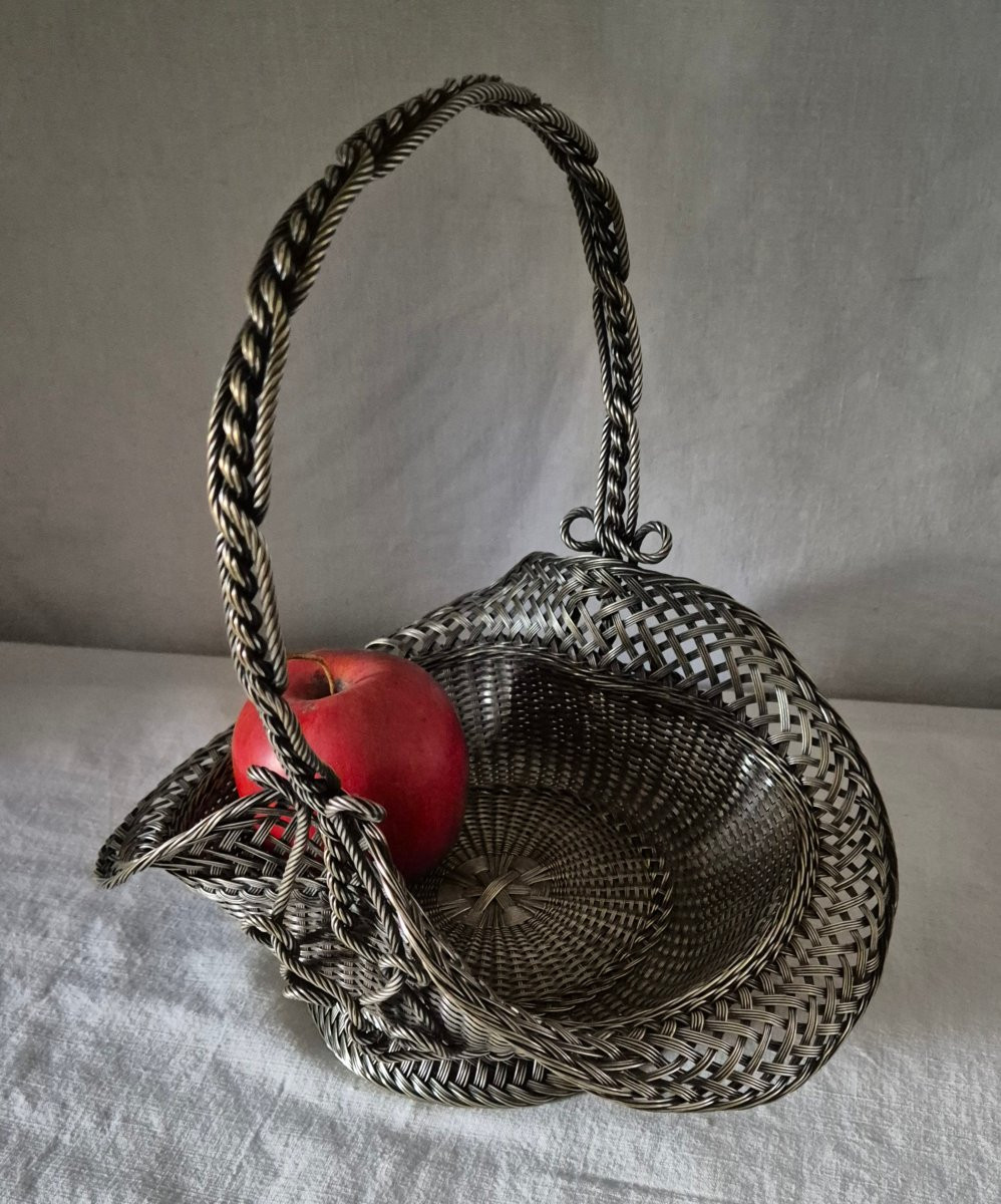 Silver Metal Wire Basket, Very Ornate Basketwork-photo-2