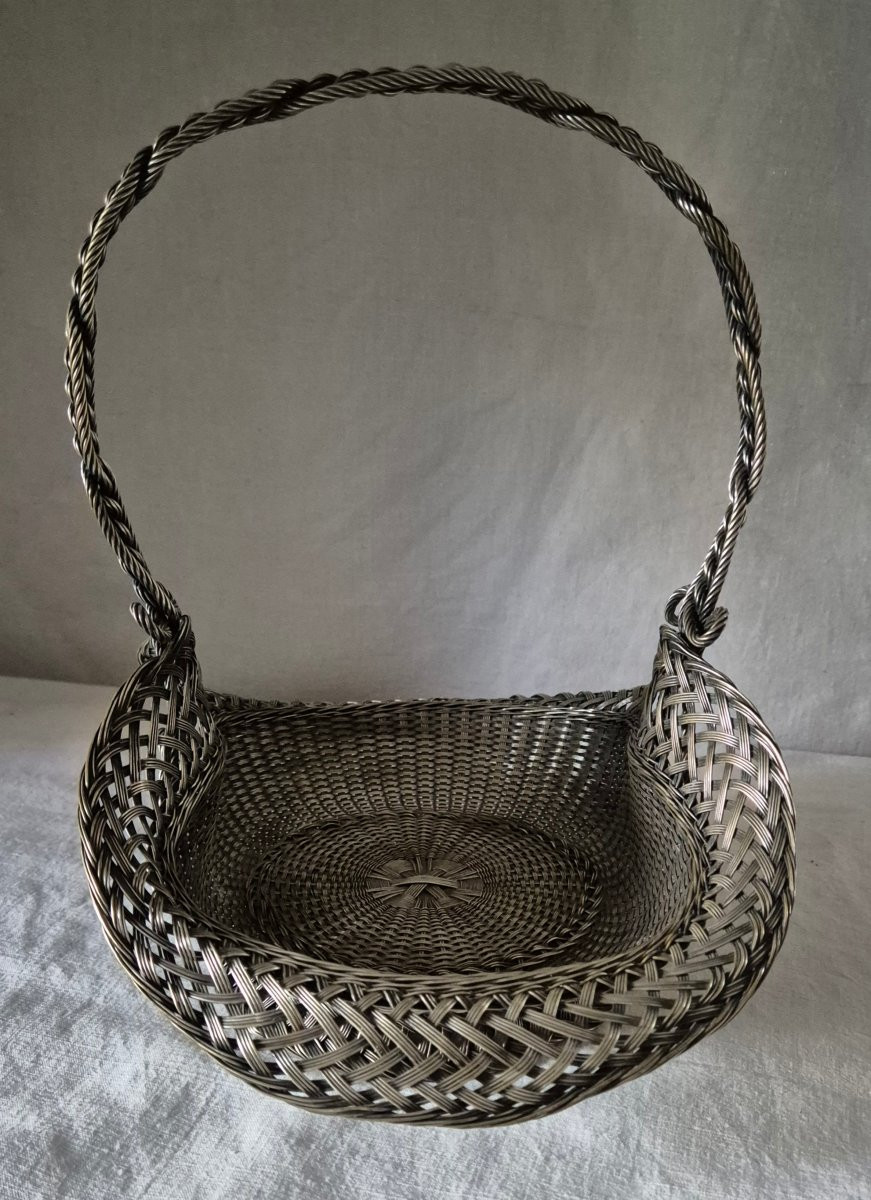 Silver Metal Wire Basket, Very Ornate Basketwork-photo-3