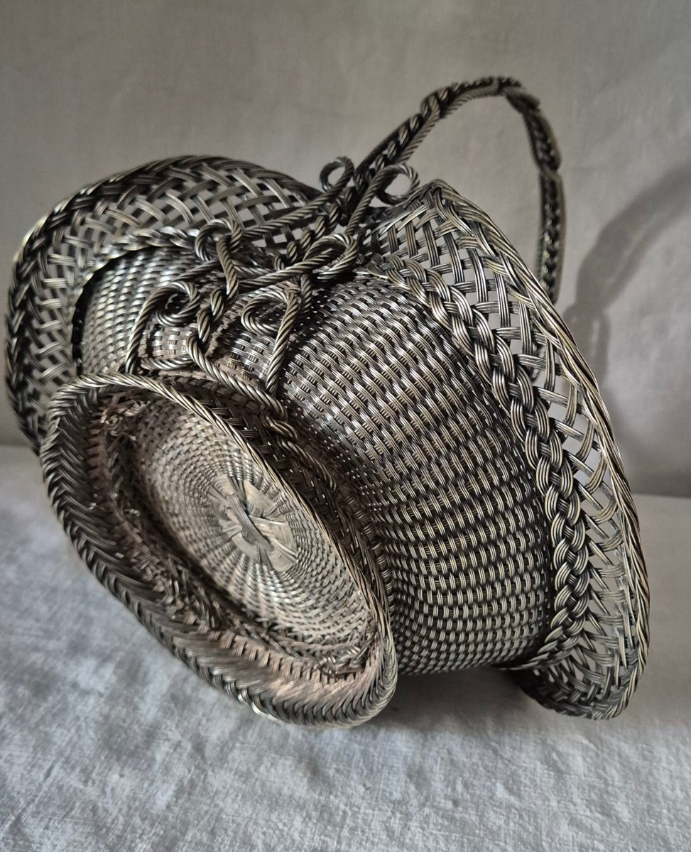 Silver Metal Wire Basket, Very Ornate Basketwork-photo-2