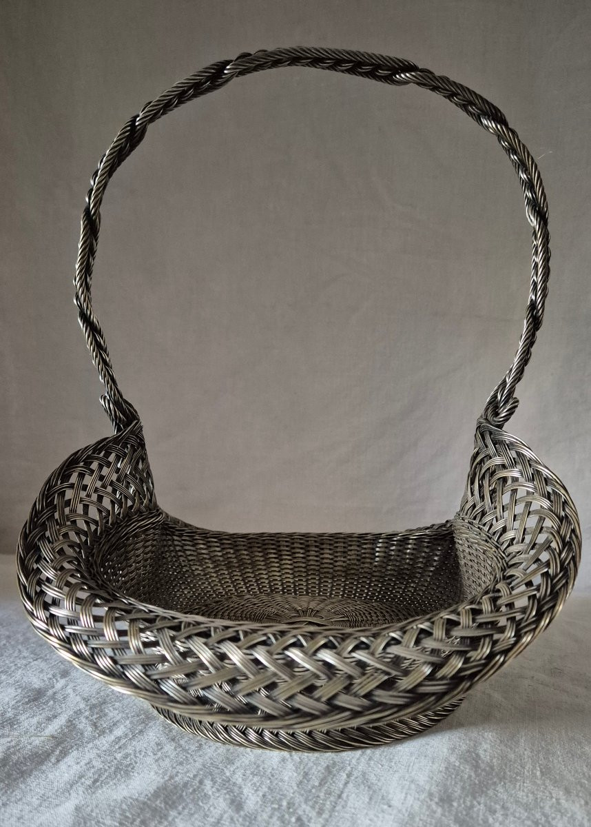 Silver Metal Wire Basket, Very Ornate Basketwork-photo-3