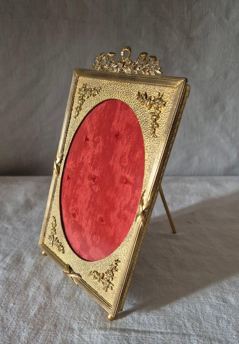 19th Century Louis XVI Style Rectangular Gilt Bronze Photo Frame With Oval Mat -photo-2