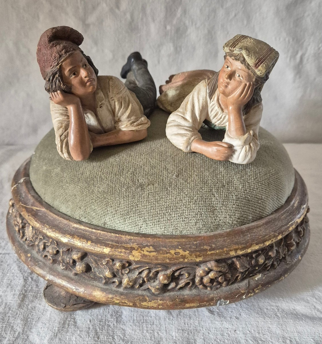 Two Sicilian Children Lying Down Polychrome Terracotta By Bernard Bloch Austria 19th Century 