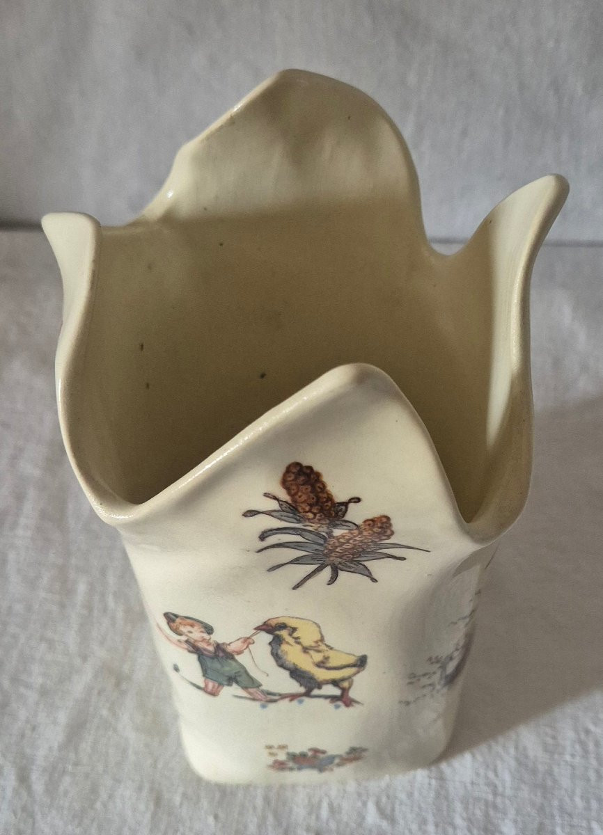 Sarreguemines "handkerchief" Style Earthenware Vase With Childish Imagery -photo-4