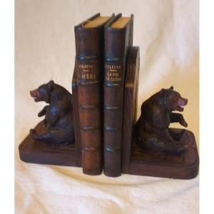 Black Forest Bear Bookend