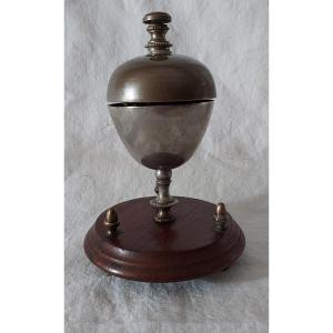 Cloche De Sonnerie De Comptoir En Bronze Argenté Sur Pieds Et Plateau En Bois XIXème Siècle 