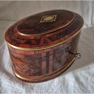 Napoleon III Oval Box In Precious Wood Marquetry And Bronze 