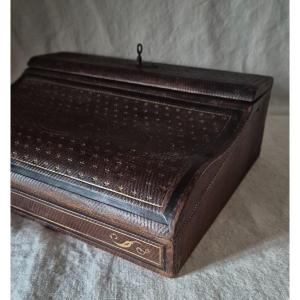 Personalized Correspondence Writing Box In Embossed And Iron-gilded Leather