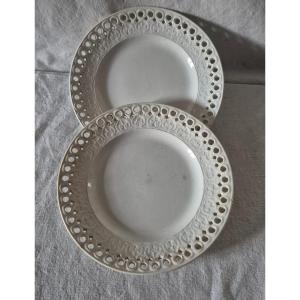 Pair Of Cream Earthenware Plates From Creil And Montereau From The Mid-19th Century 