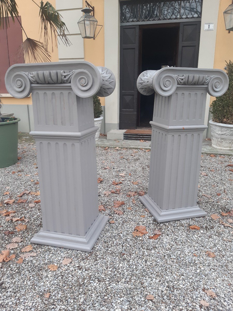 Paire De Colonnes Chapiteaux  En Bois