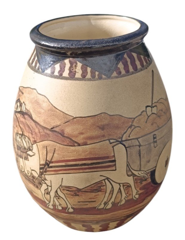 Ciboure Ve Basque Cowherd Vase -photo-2