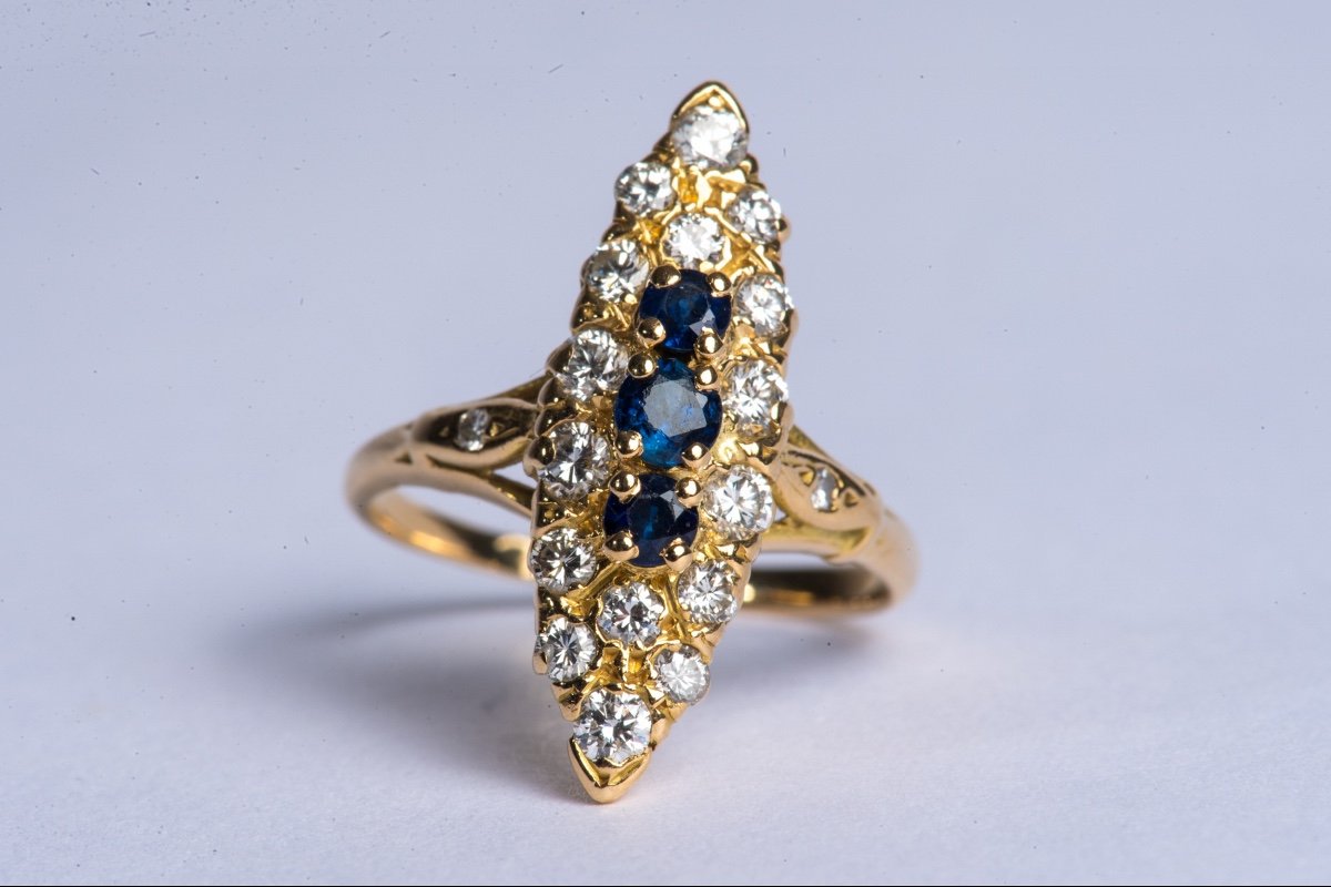 Proantic: Marquise Sapphires And Diamonds Ring