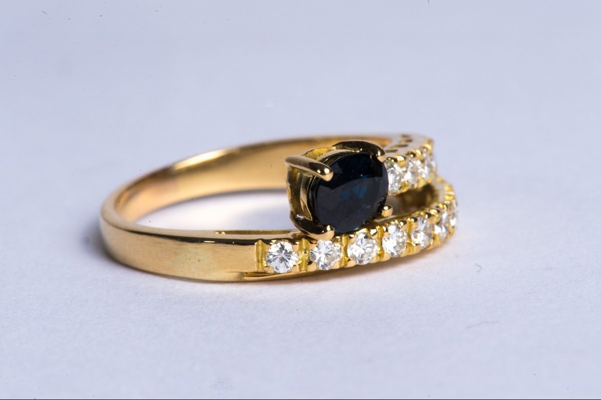 Sapphire Ring And Double Paving Diamonds-photo-2