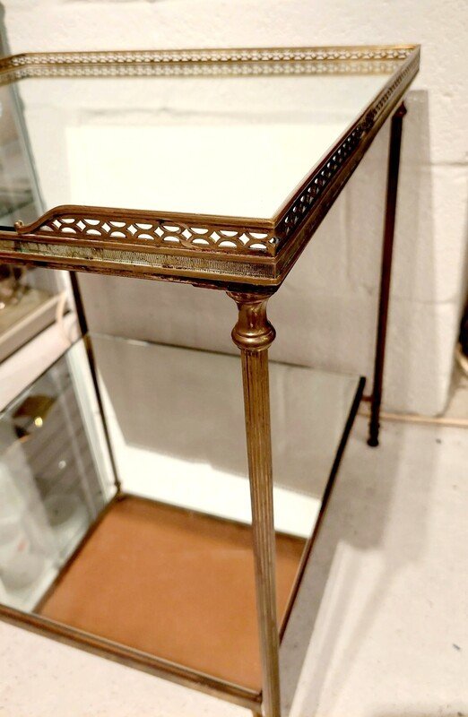 Side Table In Brass And Mirrors Maison Charles, France 1960s-photo-2