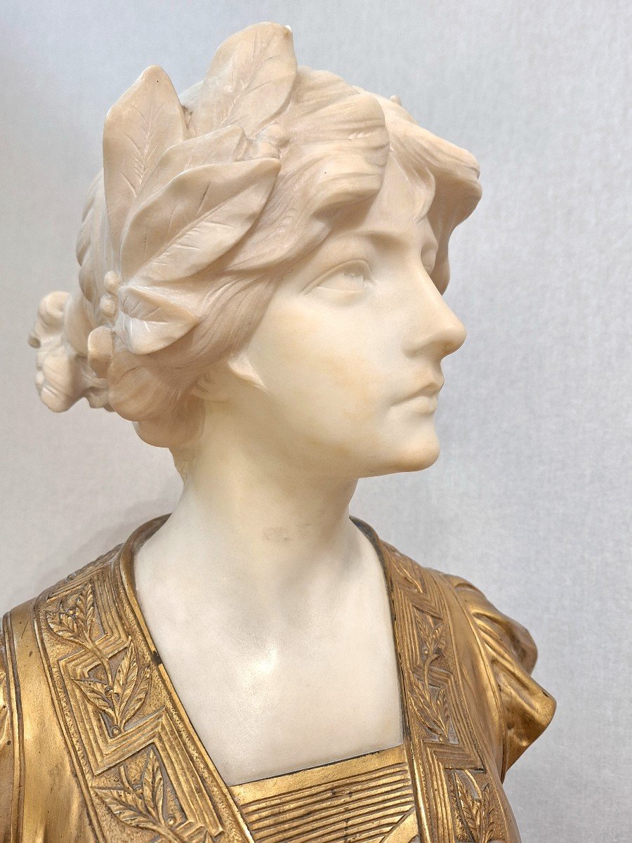 Buste De Jeune Fille à La Couronne De Lauriers Par Gustave Van Varenbergh-photo-1