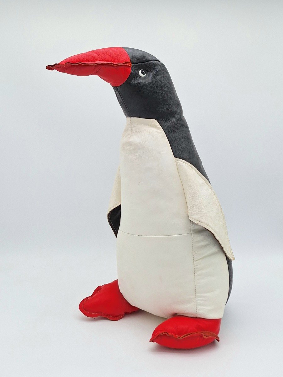 Leather Penguin -photo-4