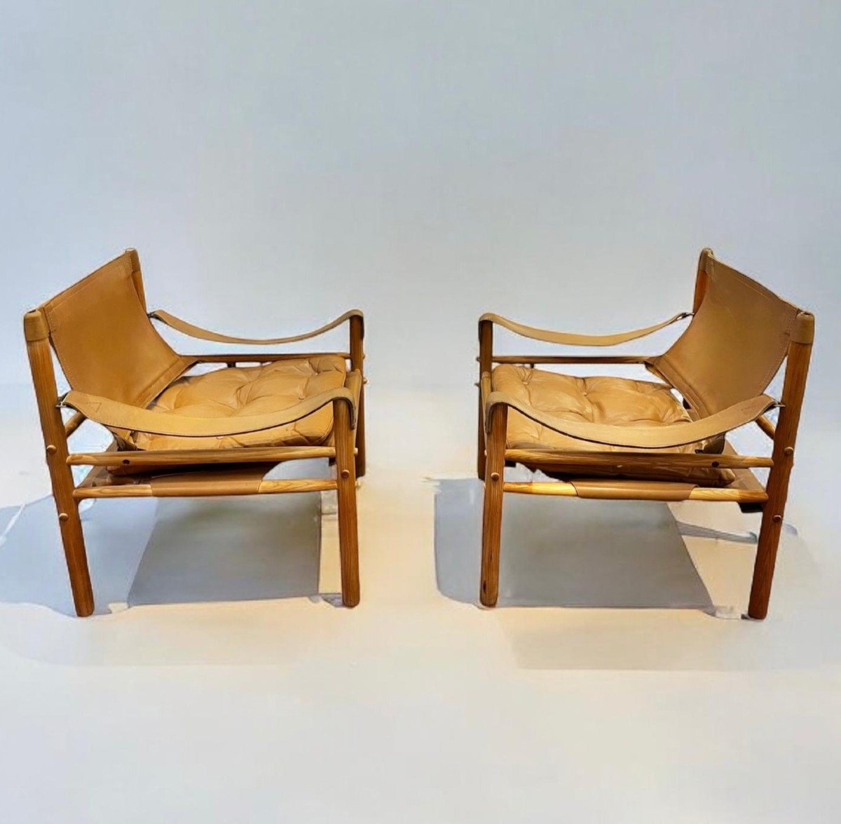 Paire De Fauteuils Sirocco Par Arne Norell -photo-3