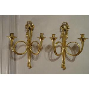 Pair Of Louis XVI Period Gilt Bronze Hunting Horn Wall Lights