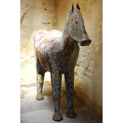 Grande sculpture de cheval stylisé. Art-Déco ou moderniste